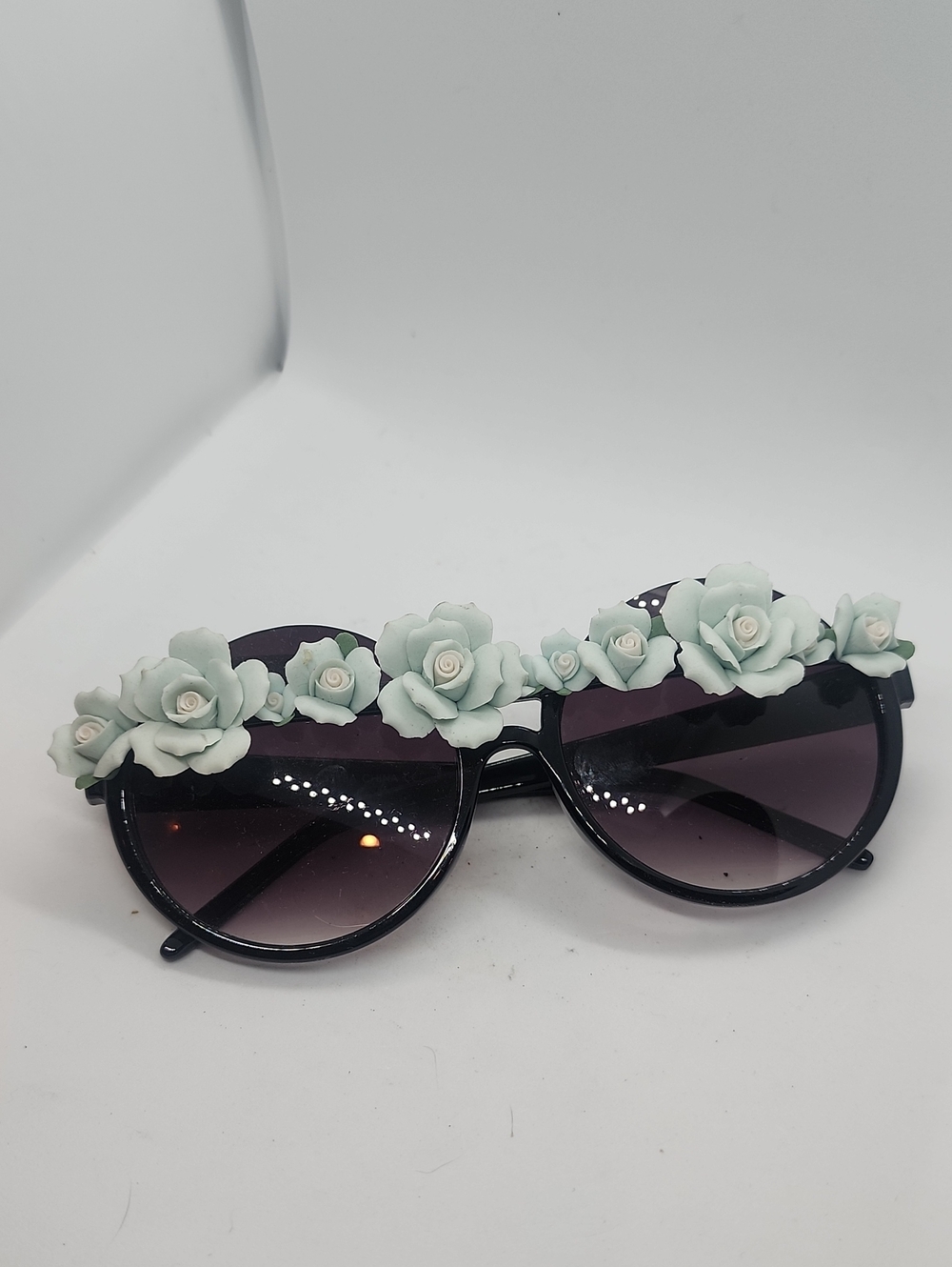 GASOLINE GLAMOUR LADY SINGS THE BLUES PEEKABOO 2SUNGLASSES💙🪻💎